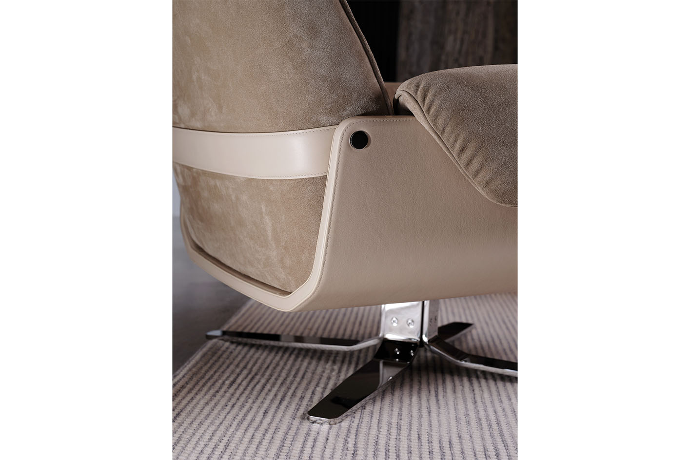 Minotti Praha by Stopka
